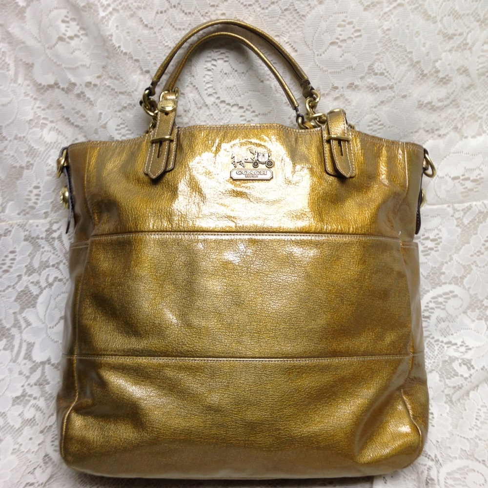Coach-14126 Gold Vernis Enamel Shoulder Bag (2009)